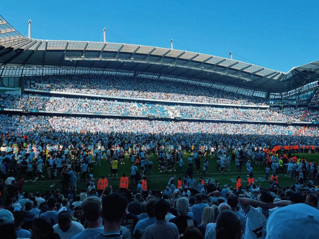 天津日报：联赛收官战将有约3000名申花球迷到天津观战助威（天津日报：联赛末轮约3000名申花球迷将赴津观赛助威）