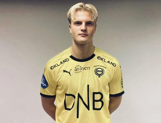 环足奖年度最佳总监候选：坎波斯、爱德华兹&理查德-休斯在列（环足奖年度最佳总监提名公布：坎波斯、爱德华兹、理查德-休斯入围）