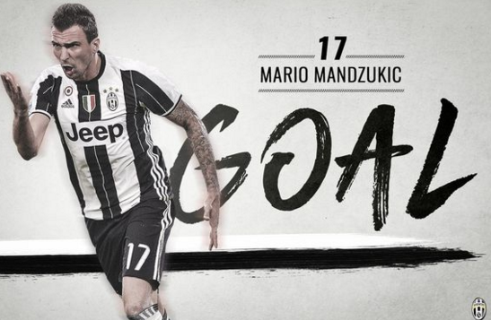 记者问批评球员是否担心更衣室反对，穆帅：你爸对你永远都很好？（被问批评球员会否惹更衣室不满，穆帅反问：你爸会一直对你好吗？）